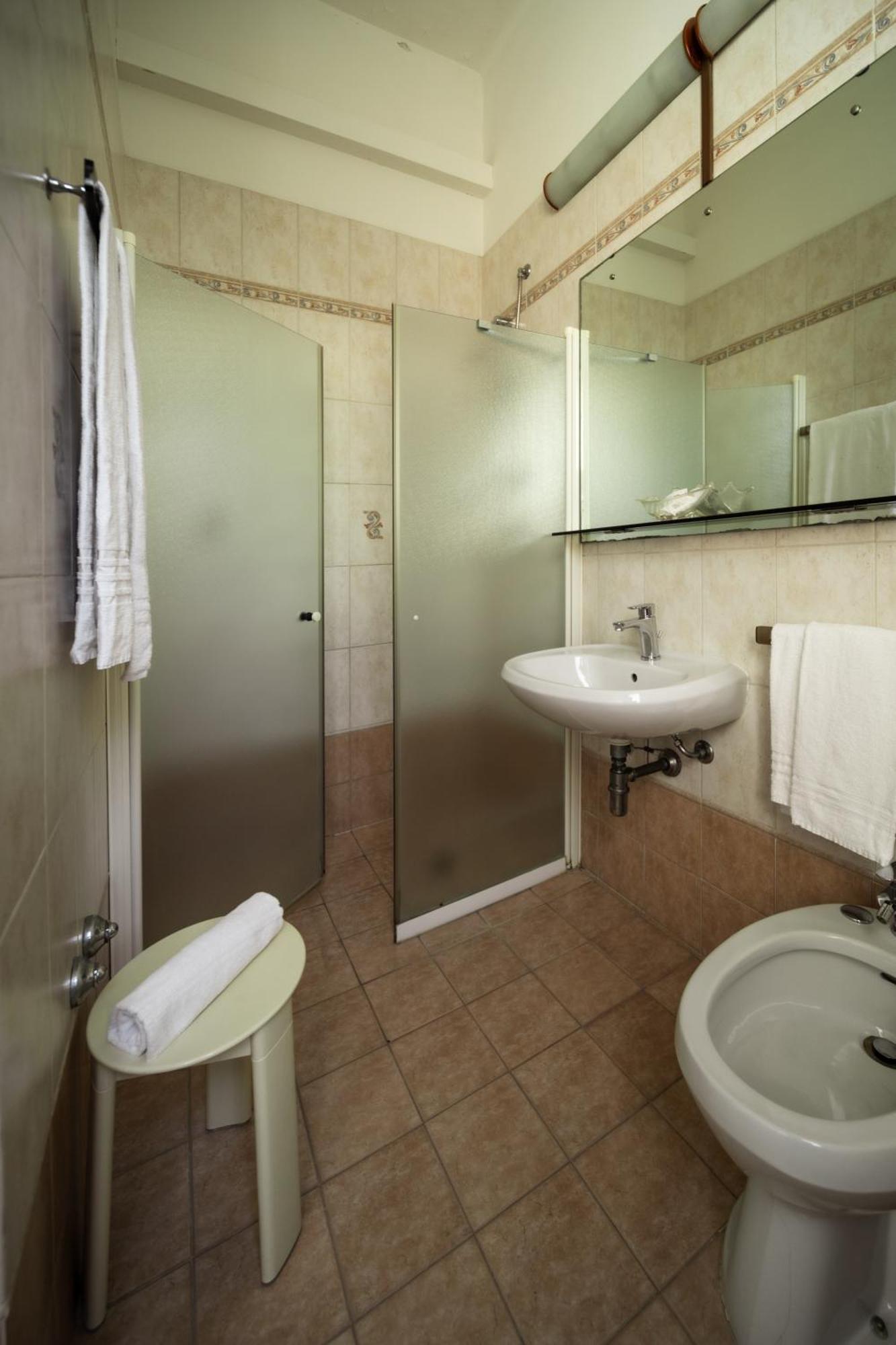 Hotel Rosabianca Rimini Buitenkant foto